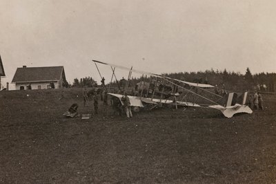 Albumi "Oma maailmansota - muistoja Lounaisrintamasta Kärntenissä, Italiassa, Trentino-Alto Adigessa) 31.3.1915-12.11.1918 - Josef Zohles Wien": Itävallan sotilaita mieillä tekijältä Josef Zohles