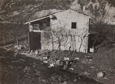 Albumi "Oma maailmansota - muistoja Lounaisrintamasta Kärntenissä, Italiassa, Trentino-Alto Adigessa) 31.3.1915-12.11.1918 - Josef Zohles Wien": talo (m/w kuva) tekijältä Josef Zohles
