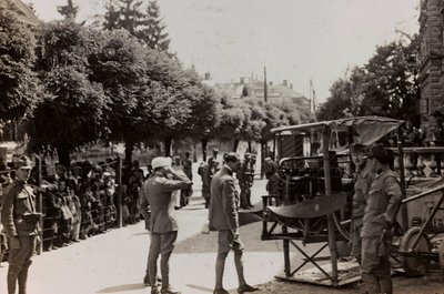 Albumi "Oma maailmansota - muistoja Lounaisrintamasta Kärntenissä, Italiassa, Trentino-Alto Adigessa) 31.3.1915-12.11.1918 - Josef Zohles Wien": Itävallan sotilaita (m/v kuva tekijältä Josef Zohles