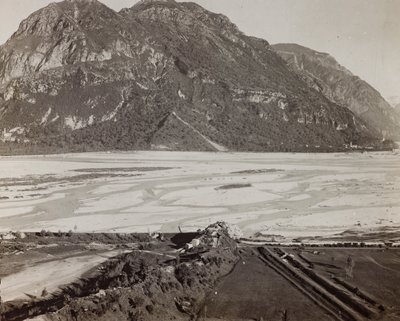Albumi "Oma maailmansota - muistoja Lounaisrintamasta Kärntenissä, Italiassa, Trentino-Alto Adigessa) 31.3.1915-12.11.1918 - Josef Zohlen Wien": Tagliamento (m/v kuva) tekijältä Josef Zohles