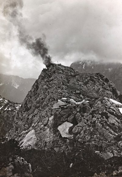 Albumi "Oma maailmansota - muistoja Lounaisrintamasta Kärntenissä, Italiassa, Trentino-Alto Adigessa) 31.3.1915-12.11.1918 - Josef Zohlen Wien": sota-alue (m/w kuva) tekijältä Josef Zohles