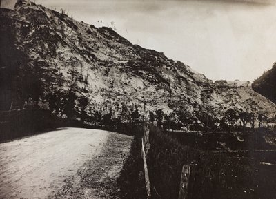 Albumi "Oma maailmansota - muistoja Lounaisrintamasta Kärntenissä, Italiassa, Trentino-Alto Adigessa) 31.3.1915-12.11.1918 - Josef Zohlen Wien": Fort Hensel (m/v kuva) tekijältä Josef Zohles
