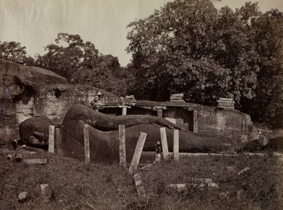 Paranirvana Buddha, Galle Vihara, Polonnaruwa, Ceylon tekijältä Joseph Lawton
