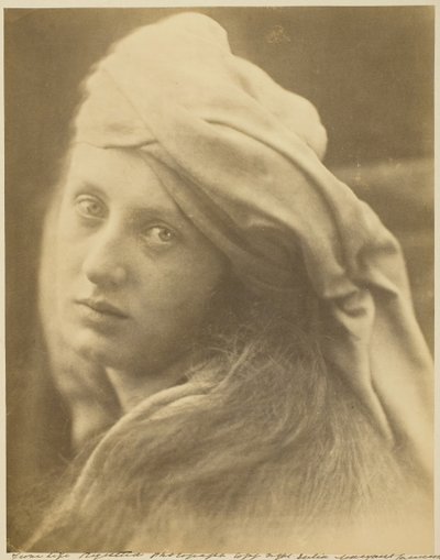 Tutkimus Beatrice Cencista, syyskuu 1870. tekijältä Julia Margaret Cameron