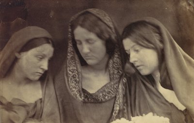 Jerusalemin tyttäret, 1865. tekijältä Julia Margaret Cameron