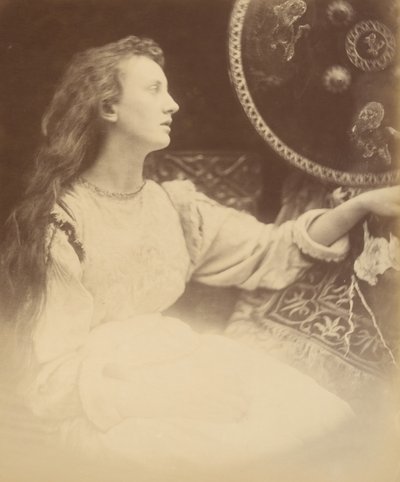 Elaine lilja - Astolatin piika, 1874. tekijältä Julia Margaret Cameron