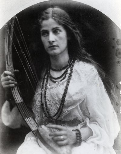 Oi Hark! O Hear!, kuvitus "Prinsessa", Alfred, Lord Tennyson, 1875 (albumiprintti) tekijältä Julia Margaret Cameron