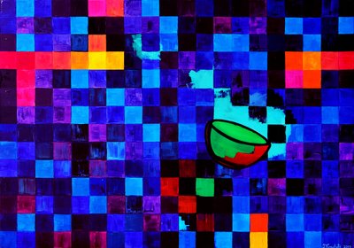 Värikäs geometrinen kulho tekijältä Julija Belickienė