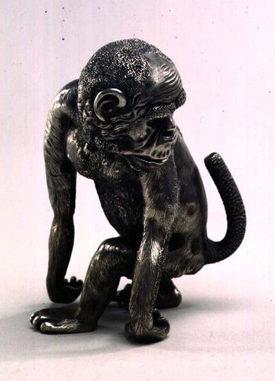 Fabergelle tehty apinahahmo, n. 1896-1908 (hopea) tekijältä Julius Rappoport