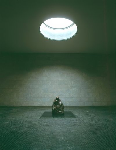 Pieta tekijältä Käthe Kollwitz