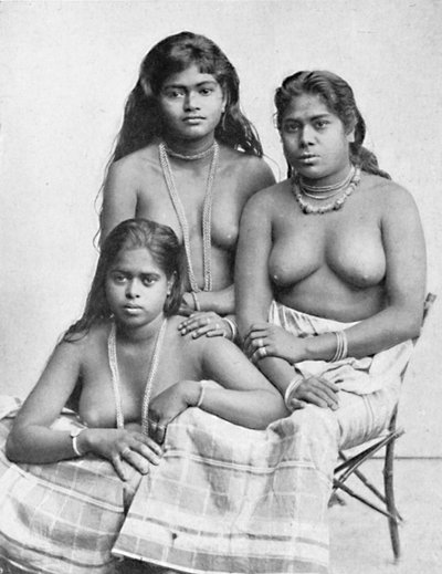 Kolme tamilityttöä Deccanista, 1902 tekijältä Karl Hagenbeck