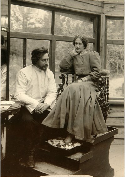 Kirjailija Leonid Andrejev vaimonsa Alexandra Michailovnan kanssa (m/v kuva) tekijältä Karl Karlovich Bulla