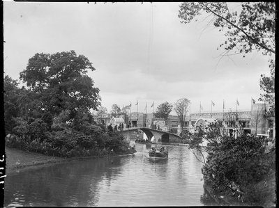 Wembley Park, Wembley Park, Brent, Suur-Lontoo, 24.7.1924 (b/w kuva) tekijältä Katherine Jean Macfee