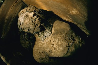 Egypti; Arkeologia; Vanha valtakunta; Saqqara; Muumio; Nefer; Hauta, 5. dynastia tekijältä Kenneth Garrett