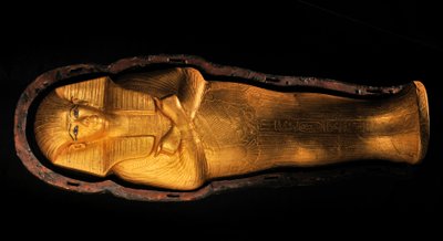 Lapsiarkku Tutankhamonin haudassa; 18. dynastia; Uusi valtakunta; Egyptin museo;..., 2009 (kuva) tekijältä Kenneth Garrett