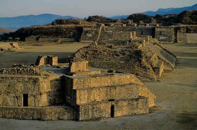 Olmec; Monte Alban; Oaxaca; Meksiko, Danzante; Zapotec. tekijältä Kenneth Garrett