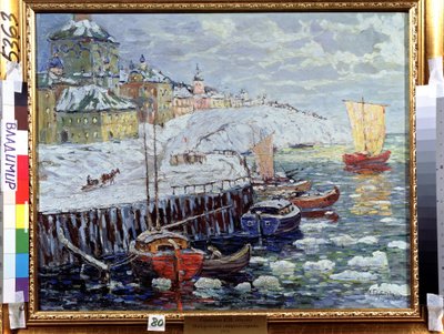 Pengerrys vanhassa venäläisessä kaupungissa. Kuvaus laitureista, joissa veneitä on ankkuroituna lumen peittämälle joelle, taustalla kaupunki ja lähtevä purjevene. Konstantinin maalaus (Co tekijältä Konstantin Ivanovich Gorbatov