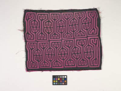 Paitapaneeli (Mola) (kuva) tekijältä Kuna Indian Culture
