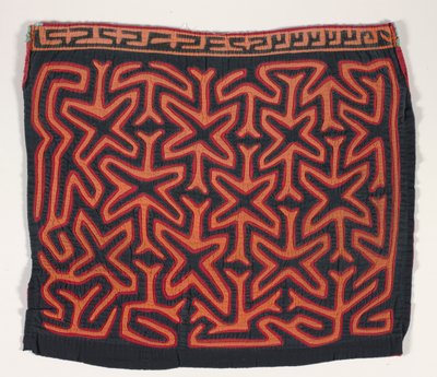 Painel de camisa (mola), c.1950 (algodão aplicado) tekijältä Kuna Indian Culture