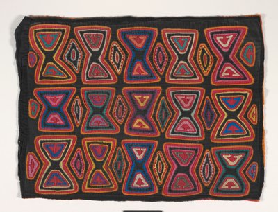 Paitapaneeli (mola) (applikoitu puuvilla) tekijältä Kuna Indian Culture