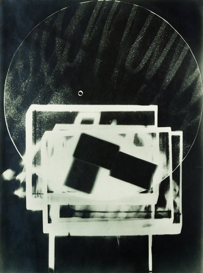 Valokuva 1, n. 1923 (valokuva) tekijältä Laszlo Moholy Nagy