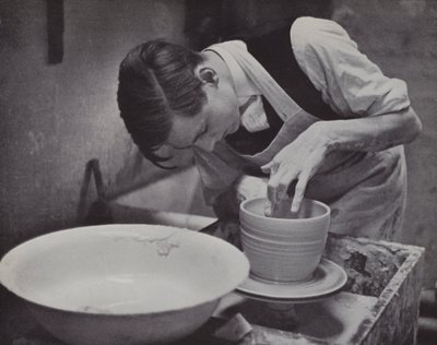 Keramiikka Etonissa (m/w kuva) tekijältä Laszlo Moholy Nagy