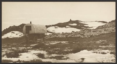 [Kuljettaja, lammasvaunu ja bändi talvisängyssä] tekijältä Laton Alton Huffman