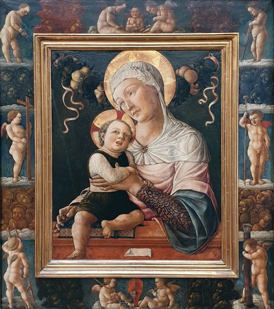 Saksa: Maria ja lapsi, maalatussa kehyksessä, jossa kerubeja Madonna ja lapsi. tekijältä Lazzaro Bastiani