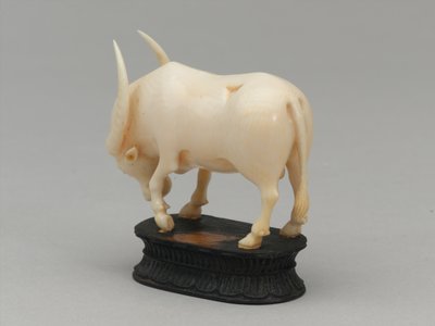 Musta piispa, shakkinappula, Intia, 1820 noin tekijältä Leonard Limousin