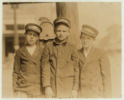 Messenger pojat Jacksonvillessä, Floridassa, 1913 tekijältä Lewis Wickes Hine