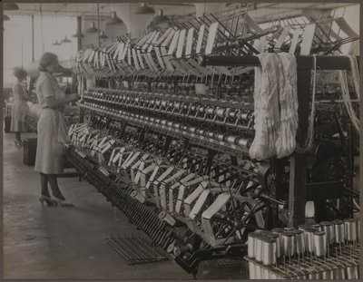  tekijältä Lewis Wickes Hine
