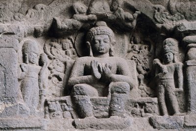 Reliefi, joka kuvaa Buddhaa, Karlan luolia, Maharashtraa, Intia, 2. vuosisadalla. tekijältä Unbekannt Unbekannt