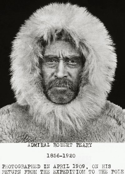 Amerikkalainen tutkimusmatkailija Robert Edwin Peary (1856-1920) kuvattiin huhtikuussa 1909 palatessaan tutkimusmatkaltaan pohjoisnavalle tekijältä Unbekannt Unbekannt