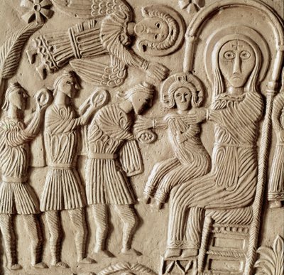 Keskiajan arkeologia (keskiaika). Lombardian barbaaritaidetta: Maagien palvonta, herttua Rachisin alttarin matala kohokuvio. Veistos, Lombard-taide, 737-744. Cividale del Friuli, Chretien-museo, katedraalin aarre tekijältä Lombard School