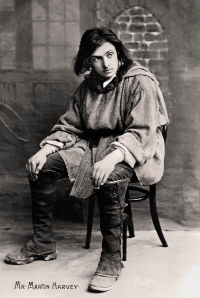 John Martin-Harvey 1863-1944, englantilainen näyttelijä, 1900-luvun alku. tekijältä London Stereoscopic and Photographic Co