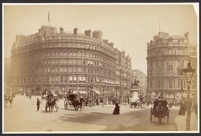 Grand Hotel, Charing Cross tekijältä London Stereoscopic and Photographic Company