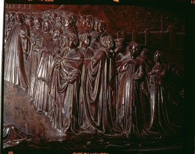 Pyhän Zenobiuksen pyhäkkö, yksityiskohta väkijoukosta, 1432-5 pronssi, yksityiskohta kuvasta 97641. tekijältä Lorenzo Ghiberti