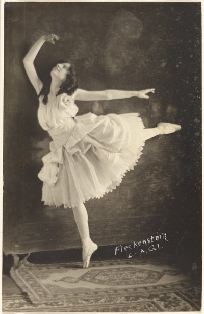 [Ballerina on Pointe] tekijältä Louis Fleckenstein