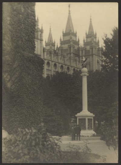[Cathedral Towers] tekijältä Louis Fleckenstein