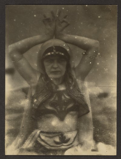 [Nautch Girl] tekijältä Louis Fleckenstein