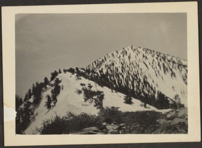[Teleskooppi Peak] tekijältä Louis Fleckenstein