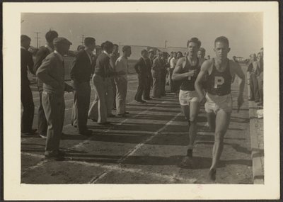  tekijältä Louis Fleckenstein