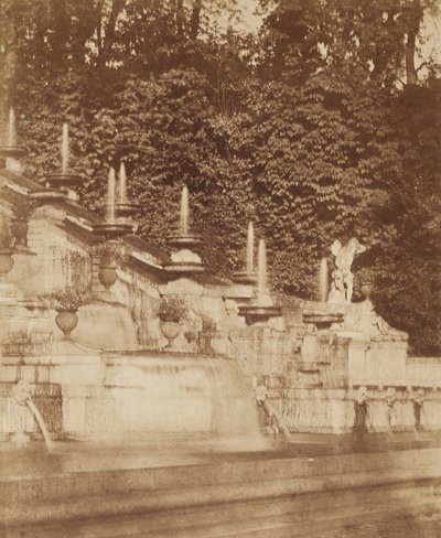 Kaskadi Chateau de St. Cloudissa tekijältä Louis Rémy Robert