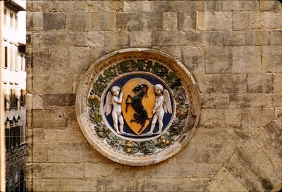 Mercanzia-killan vaakuna tekijältä Luca Della Robbia