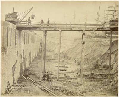 Laajennetun Limehouse Basinin rakentaminen, Lontoo, toukokuu 1869 tekijältä Lucas and Tuck