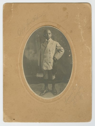 Valokuva Lucius Harper, Jr. kouluun, n. 1910. tekijältä Lucius Harper