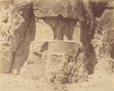 6 [Naksh-i Rustam, Persepoliksen lähellä], 1840-60-luku. tekijältä Luigi Pesce