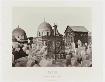 Gezicht op een begraafplaats in Damascus (Syyria/Groups of Tombs - Damaskos) Muinainen arkkitehtuuri: Egypti, Kreikka, Vähä-Aasia: Valokuva-albumi (sarjan nimi) tekijältä Maison Bonfils