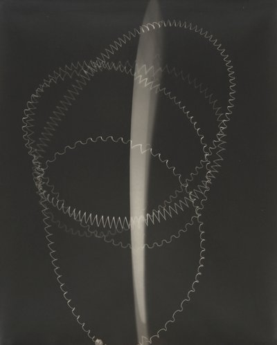 Sulka tekijältä Man Ray