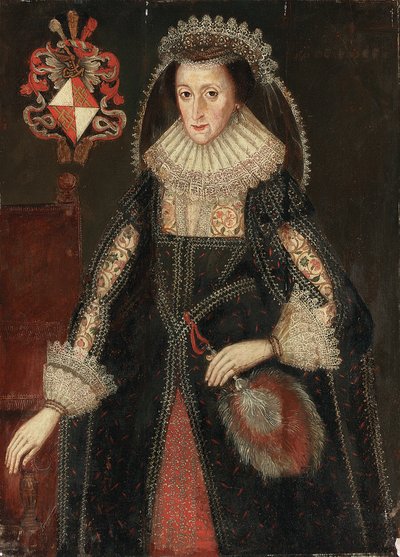 Lady Eleanor Duttonin muotokuva, kolme neljäsosaa, elegantissa mekossa seisomassa tuolin vieressä, johon on kaiverrettu Cheshiren ja Gloucestershiren Dutton-perheen vaakuna tekijältä Marcus the Younger Gheeraerts